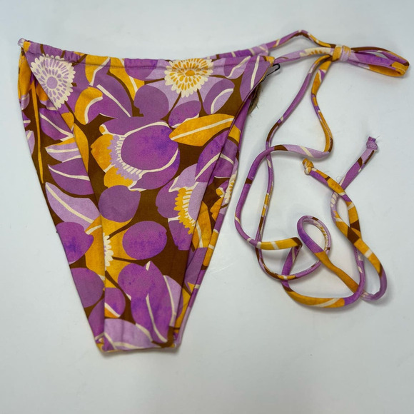 NWT Stone Fox Swim River Bikini Bottom, Adjustable, Side Tie, Floral, size Small - Picture 5 of 14